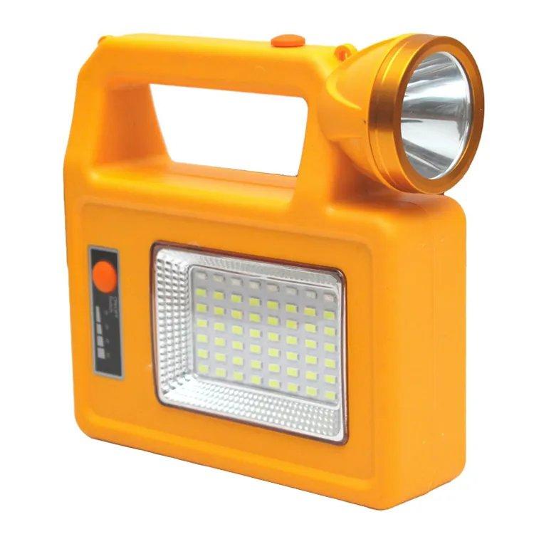 Kit Solaire Portable avec Lampe Torche LED